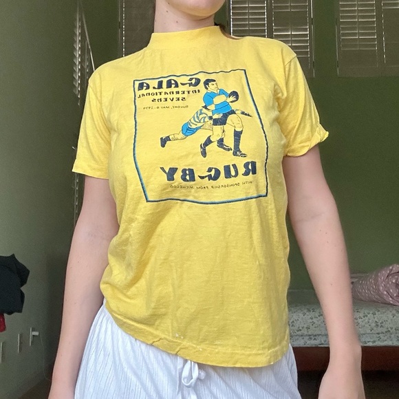 Yellow and Blue vintage rugby graphic tee - Picture 4 of 4